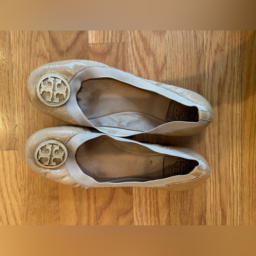 Tory Burch tan ballet flats